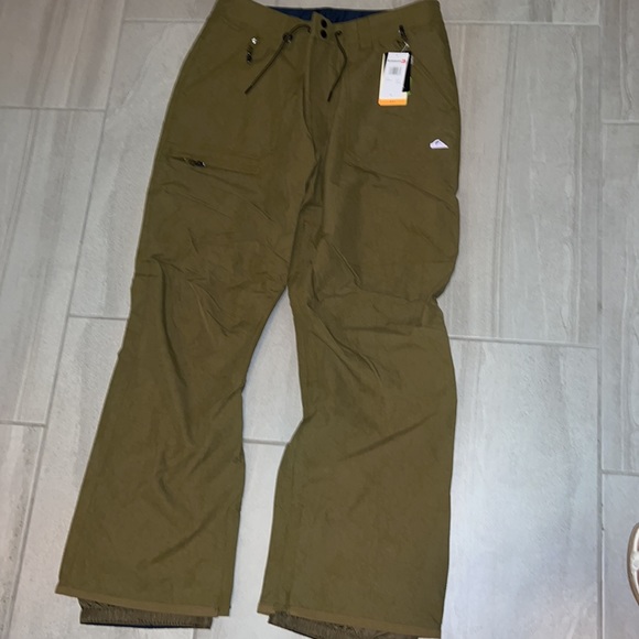🔥 QUIKSILVER- 15K ELMWOOD PANTS FOR MEN SNOW SHELL PANTS🔥 - Picture 4 of 8